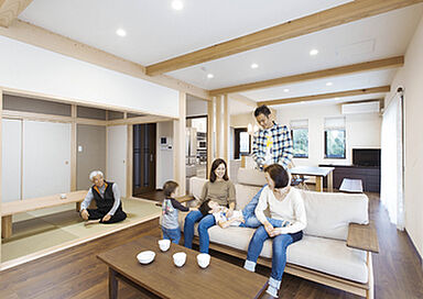 小嶋工務店 TOKYO WOOD - Forest Family展示場の施工事例「【4730万円】親世帯も子世帯もたくさんの要望を詰め込んだエコ住宅」の画像1