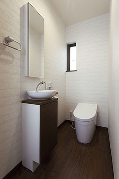 小嶋工務店 TOKYO WOOD - Forest Family展示場の施工事例「【4730万円】親世帯も子世帯もたくさんの要望を詰め込んだエコ住宅」の画像6