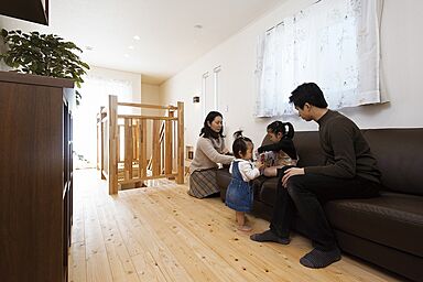 小嶋工務店 TOKYO WOOD - 小金井展示場の施工事例「東京の木に囲まれた子育ての家」の画像