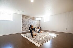 小嶋工務店 TOKYO WOOD - 立川第一展示場の施工事例「東京の木に囲まれた子育ての家」の画像2