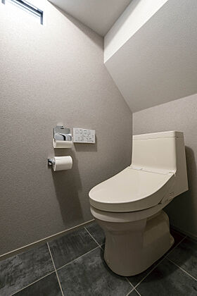 小嶋工務店 TOKYO WOOD - Forest Family展示場の施工事例「【2180万円】14.9坪の狭小地を最大限活用。こだわりのデザインと開放感の家」の画像10