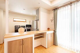 小嶋工務店 TOKYO WOOD - 立川第一展示場の施工事例「桧の香に満たされる、家族の幸せを育む住まい 今もこれからも、変わらない心地よさ」の画像2