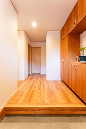 小嶋工務店 TOKYO WOOD - 立川第一展示場の施工事例「親子二代で紡いだ、小嶋工務店の家 ご夫婦の想いを新たなカタチに」の画像8