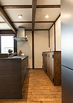 木の家スタイルのキッチン 一生健命の家づくり研究会の事例画像