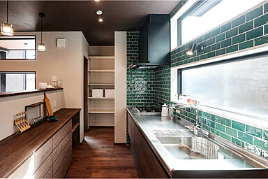 一生健命の家づくり研究会の施工事例「【一生健命の家づくり研究会】平屋の落ち着きをまとう、和モダンな佇まい | 碧南市」の画像3