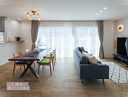 一生健命の家づくり研究会の施工事例「【一生健命の家づくり研究会】「美しのフルハイトドア」の家」の画像