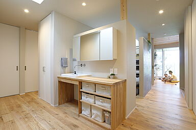 株式会社八'家の施工事例「愛知県S様邸『 三世帯でつながるハウス。』」の画像3