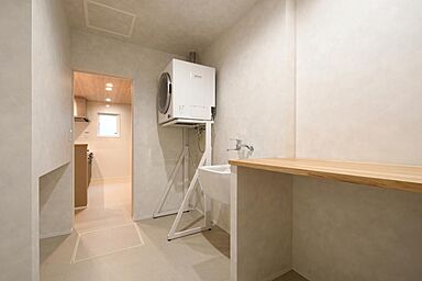 太平ハウス・ラボ株式会社の施工事例「平屋の魅力を最大限に活かし、光熱費が安く快適に 家族の夢をカタチにした住まい」の画像9