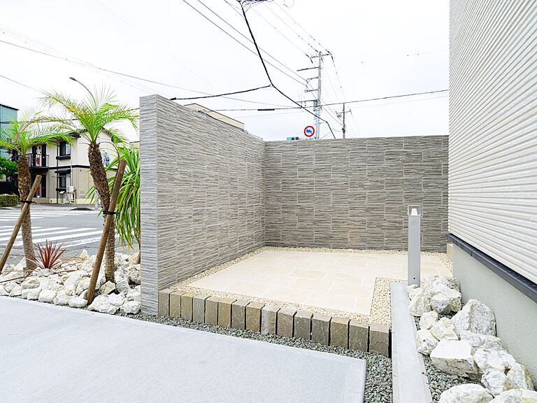 株式会社Standard 三島展示場の公式画像_玄関6