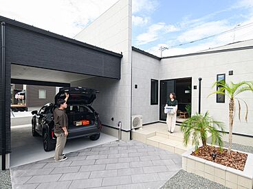 株式会社スタンダード 沼津市岡宮展示場の施工事例「【富士宮市/35坪/平屋】愛車と開放感を独り占めする、ガレージ&コートハウス」の画像