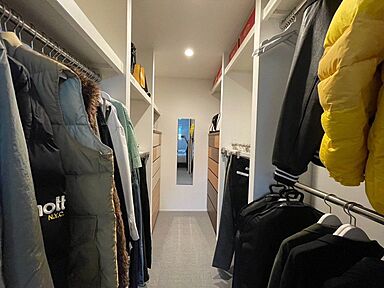 株式会社建匠の施工事例「吹き抜けリビングとかわいいニッチのある暮らし」の画像6