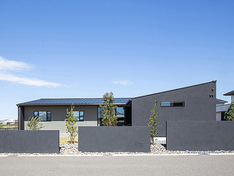 クラシスホーム株式会社 津島店の公式画像_外観2