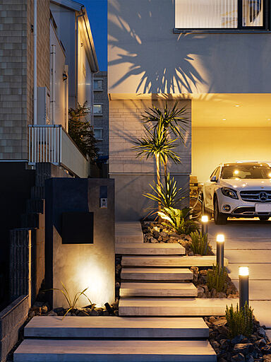 クラシスホーム株式会社 春日井店の施工事例「【クラシスホーム】地形を活かしたラグジュアリーモダン | 名古屋市 51坪」の画像2