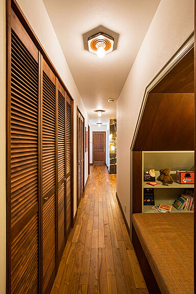 クラシスホーム株式会社 緑店(本店)の施工事例「【クラシスホーム】ミッドセンチュリーインテリアを愛でるアメリカンハウス」の画像8