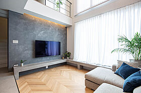 クラシスホーム株式会社 春日井店の施工事例「【クラシスホーム】無機質と有機質のコントラストが生むモードな雰囲気の家」の画像5