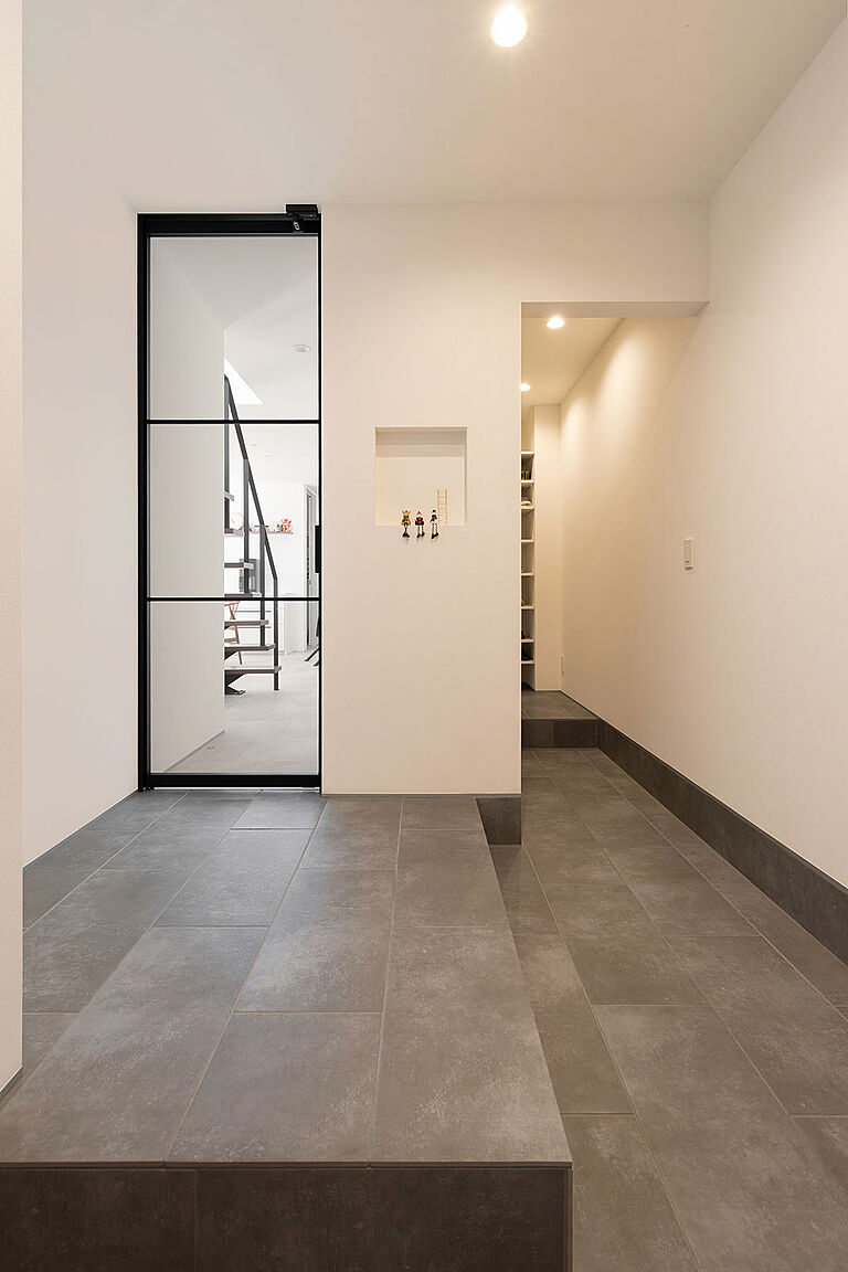 クラシスホーム株式会社 一宮店の公式画像_玄関3