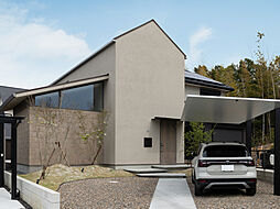 クラシスホーム株式会社 緑店(本店)の施工事例「【クラシスホーム】塗り壁と吹き抜けが美術館のような住まい | 一宮市 43坪」の画像