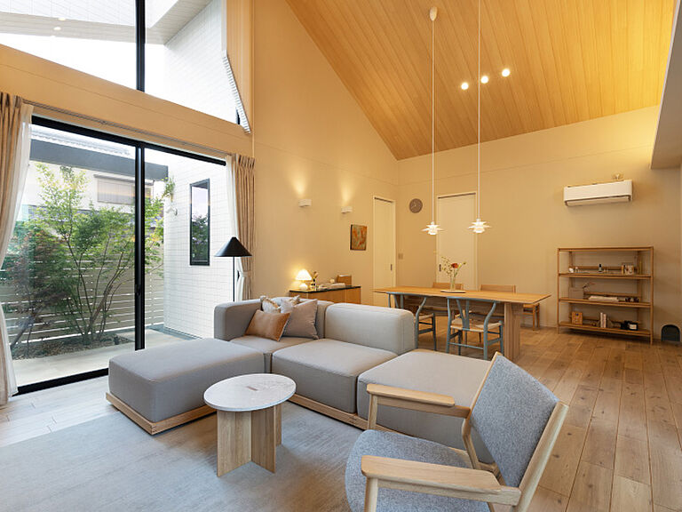 クラシスホーム株式会社 一宮店の公式画像_リビング5