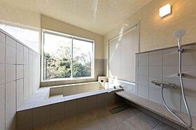 鎌田建設株式会社の施工事例「霧島市 S様邸 ウッドデッキは“遊び場” 薪ストーブは“遊び道具”」の画像3