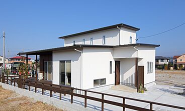 鎌田建設株式会社の施工事例「霧島市国分 N様邸「アウトサイドリビング」で自然との一体感を」の画像