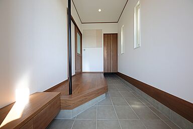 鎌田建設株式会社の施工事例「霧島市国分 K様邸 1.5階建てだから出来る、タテ空間の活かし方」の画像2