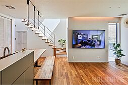 TKプランニング株式会社の施工事例「リビングイン階段が空間を繋げる住まい」の画像