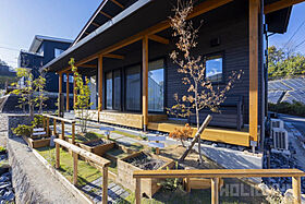 HOLIDAYS【高気密高断熱の家づくり】の施工事例「自然を愉しむ和テイストの家」の画像9