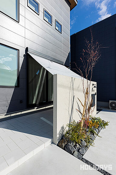 HOLIDAYS【高気密高断熱の家づくり】の施工事例「無垢の素材を取り入れた木のぬくもりを感じられるお家」の画像2