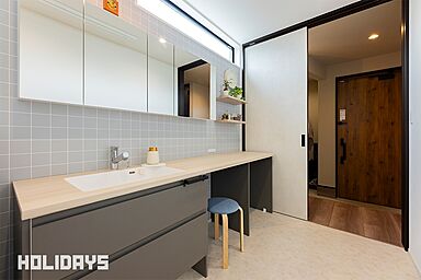 HOLIDAYS【高気密高断熱の家づくり】の施工事例「落ち着き感のあるシンプルモダンな家」の画像6