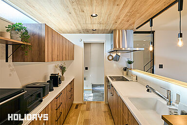 HOLIDAYS【高気密高断熱の家づくり】の施工事例「回遊動線にこだわった間取りが魅力的なお住まい」の画像10