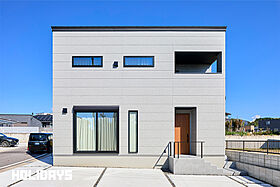 HOLIDAYS【高気密高断熱の家づくり】の施工事例「素材感にこだわった北欧モダンの家」のメイン画像