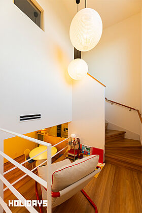 HOLIDAYS【高気密高断熱の家づくり】の施工事例「お気に入りの場所で過ごすレトロモダンハウス」の画像5