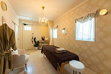 HOLIDAYS【高気密高断熱の家づくり】の施工事例「店舗併用の平屋サーファーズハウス」の画像10