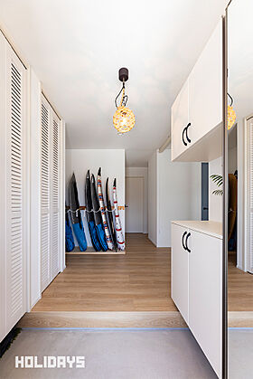 HOLIDAYS【高気密高断熱の家づくり】の施工事例「店舗併用の平屋サーファーズハウス」の画像3