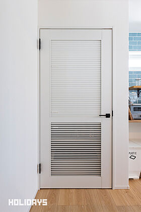 HOLIDAYS【高気密高断熱の家づくり】の施工事例「店舗併用の平屋サーファーズハウス」の画像7