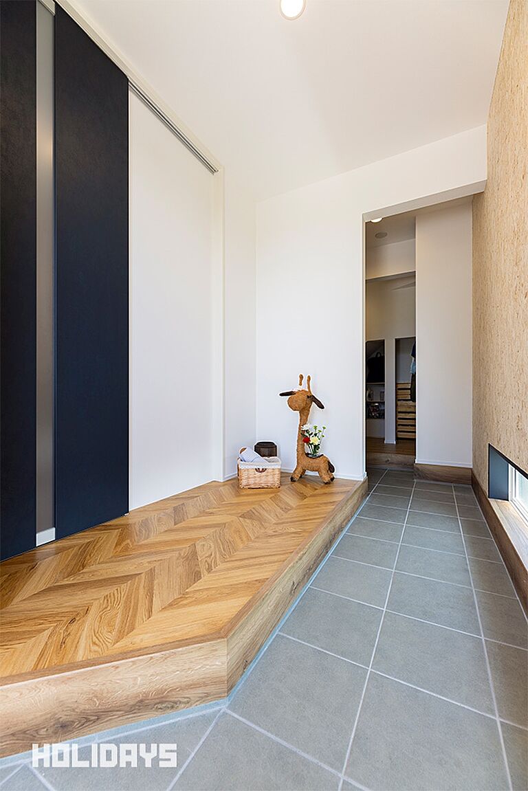 HOLIDAYS【高気密高断熱の家づくり】の公式画像_玄関8