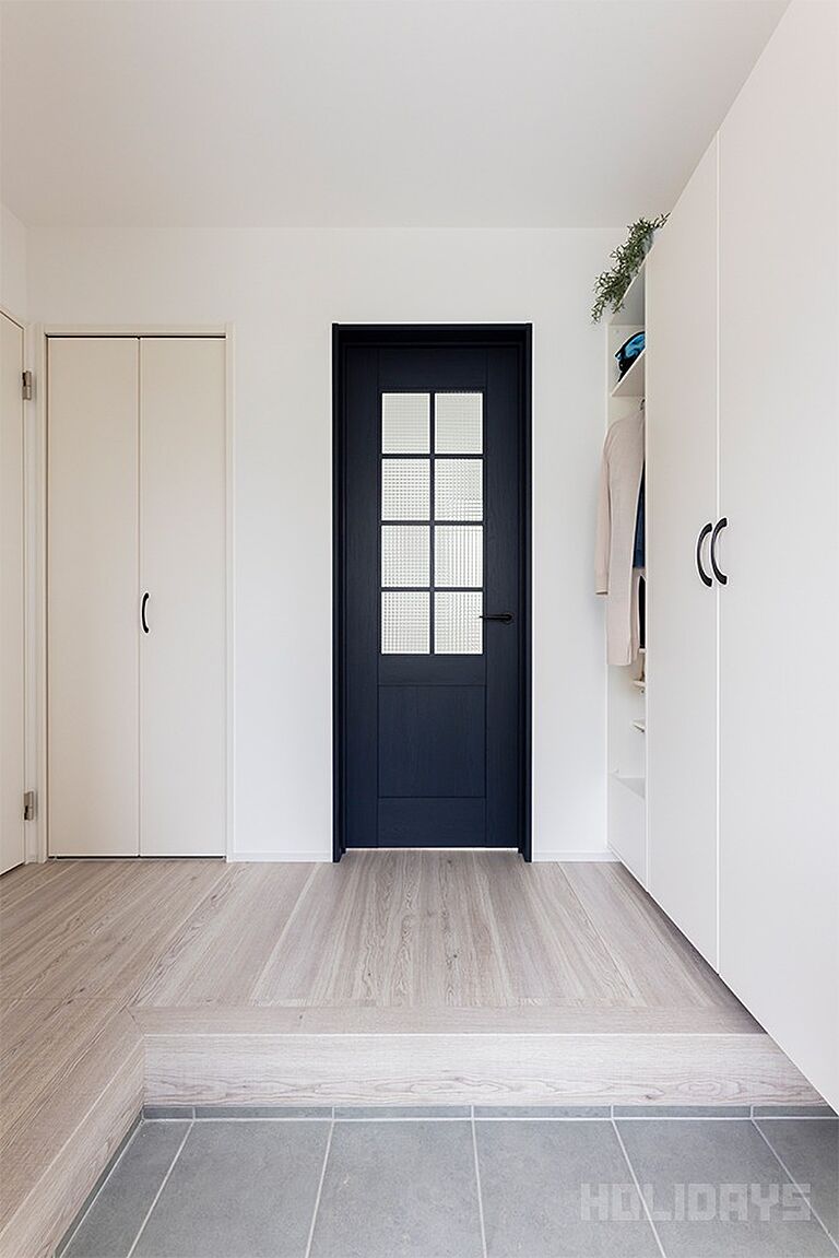 HOLIDAYS【高気密高断熱の家づくり】の公式画像_玄関10