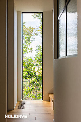 HOLIDAYS【高気密高断熱の家づくり】の施工事例「つながる空間、広がる暮らし」の画像1