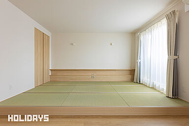 HOLIDAYS【高気密高断熱の家づくり】の施工事例「畳に癒される、陰影が美しいモダンな家」の画像7