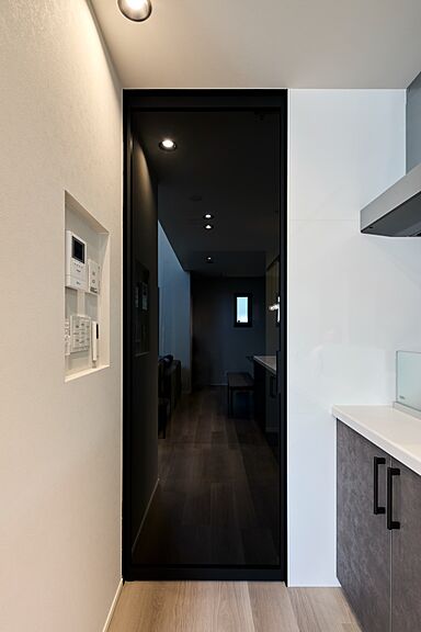 HOLIDAYS【高気密高断熱の家づくり】の施工事例「敷地条件を活かした上質な住まい」の画像5