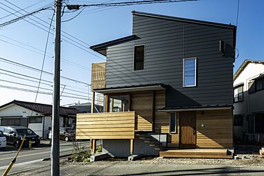 株式会社天然住宅の施工事例「【昭島市/33坪】"ウッドデザイン賞2023”ー自然素材のスキップフロアがある家」の画像10