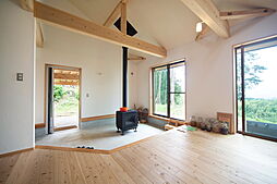 株式会社国分ハウジングの施工事例「【静岡県三島市/28坪】自給する平屋ー電気を自給するオフグリッド生活ー」の画像