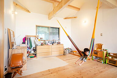 株式会社天然住宅の施工事例「【静岡県三島市/28坪】自給する平屋ー電気を自給するオフグリッド生活ー」の画像5