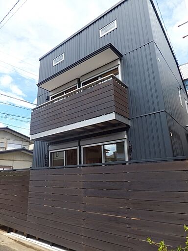 株式会社天然住宅の施工事例「都心の9坪ハウスー自然素材で建てるコンパクトハウスー」の画像