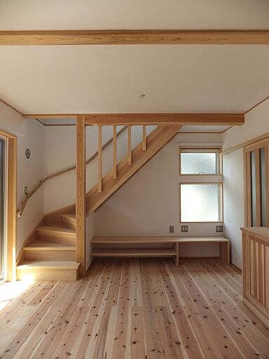 株式会社天然住宅の施工事例「都心の9坪ハウスー自然素材で建てるコンパクトハウスー」の画像1