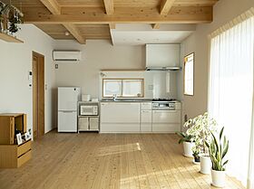 株式会社天然住宅の施工事例「北欧風のミニマルハウス」の画像2