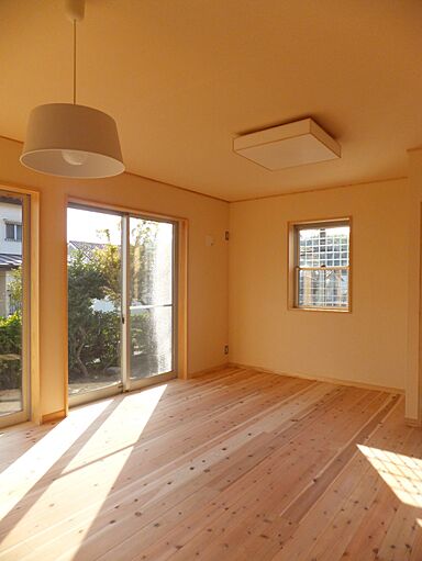 株式会社天然住宅の施工事例「【横浜市/9坪】自然素材のコンパクトハウス」の画像1