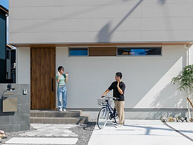 シンプルハウス 栗東オープンスタジオの施工事例「シンプルが似合う片流れの家」の画像