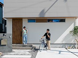シンプルハウス 東近江オープンスタジオの施工事例「シンプルが似合う片流れの家」の画像