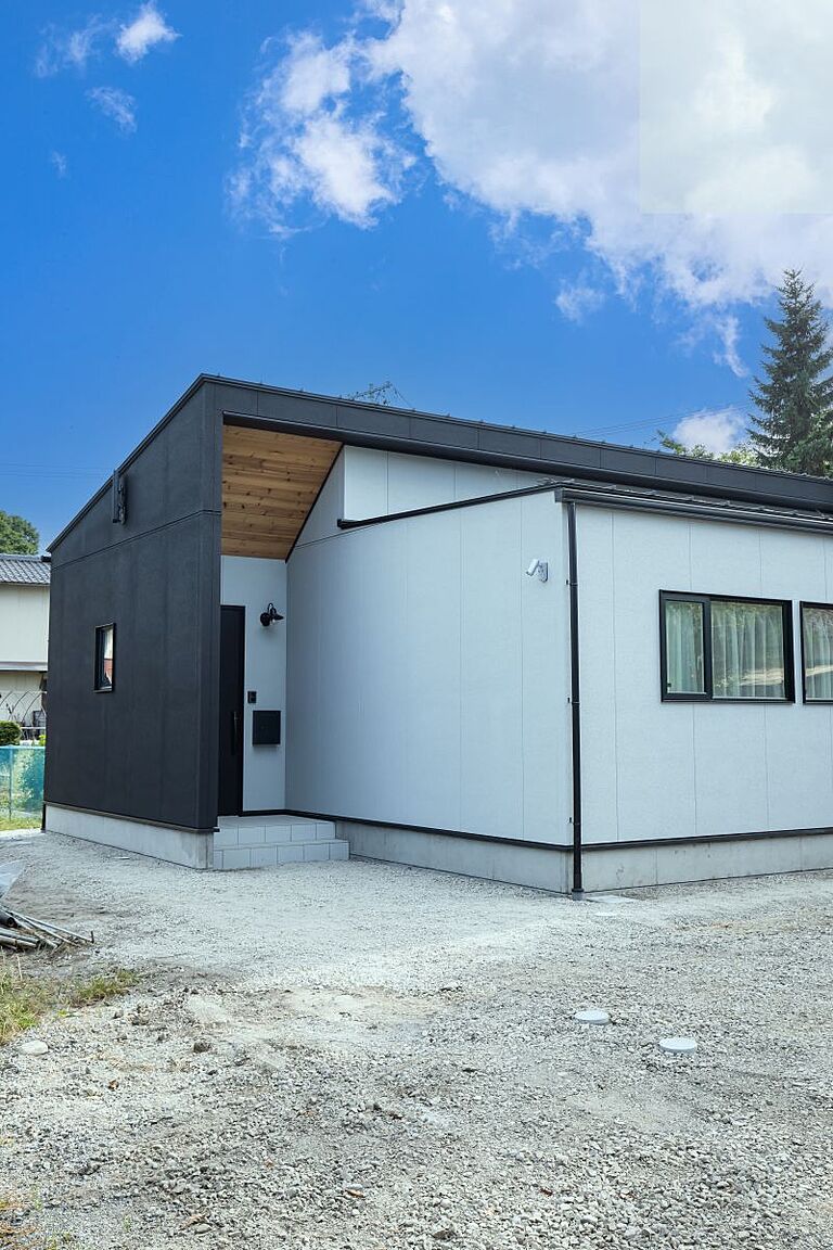 SUNRISE-arc株式会社~“デザイン性”と“機能性”を高水準で両立する理想の住宅~の公式画像_外観2